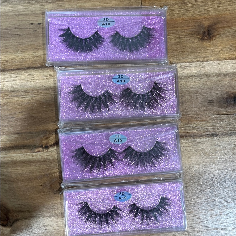 Lashes - Picture 10 of 16